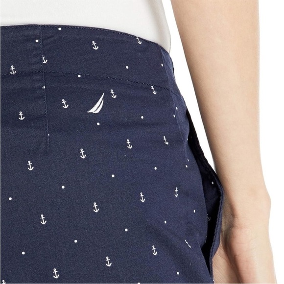 Nautica Signature Embroidered Shorts – Navy Blue | Women’s Size 10 - Picture 5 of 15